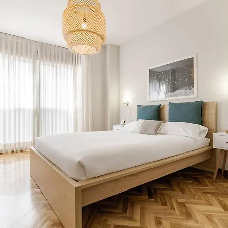 Bright Flat Parking/Wanda Metropolitano/Airport Apartamento Madri Exterior foto