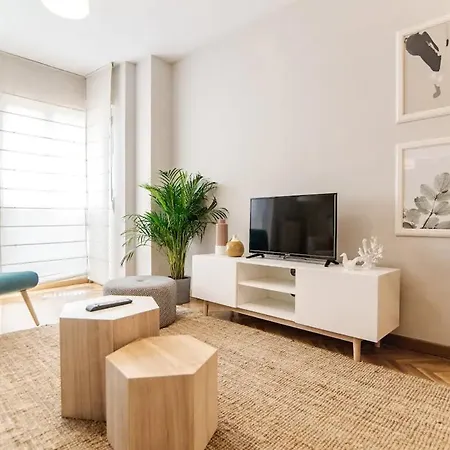 Bright Flat Parking/Wanda Metropolitano/Airport Apartamento Madri Exterior foto