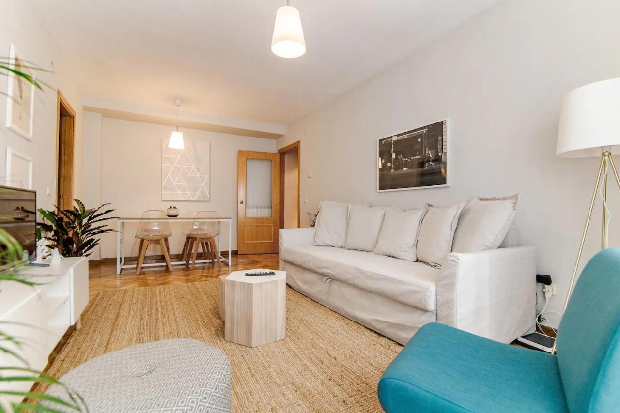 Apartment Bright Flat Parking/wanda Metropolitano/airport *