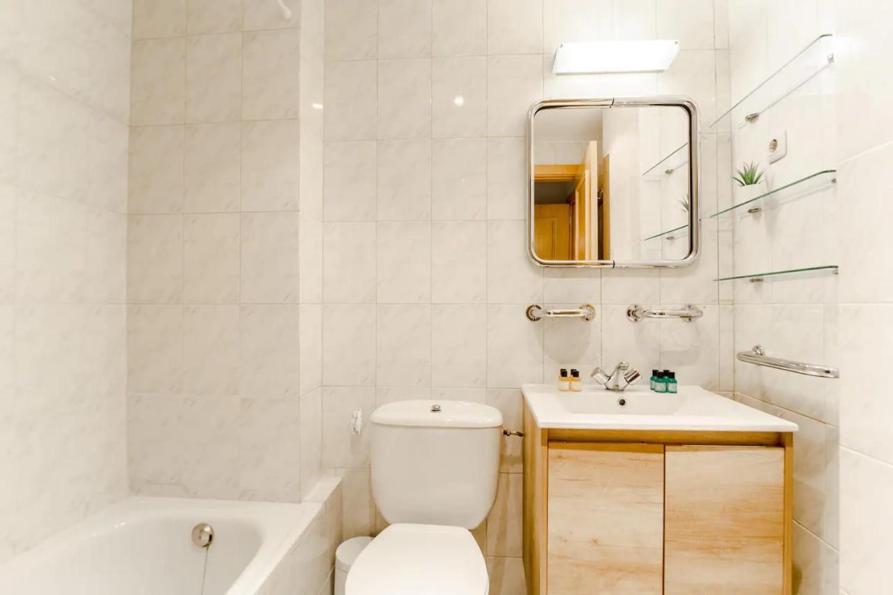 Apartment Bright Flat Parking/wanda Metropolitano/airport
